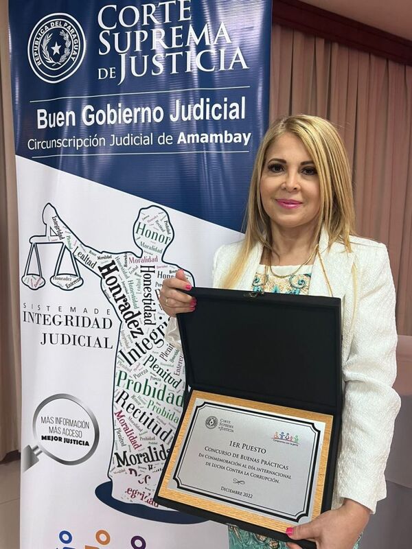 Jueza Sadi López obtuvo el primer lugar en acto de Reconicimiento de buenas prácticas