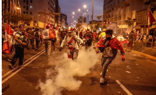 Crisis en Perú: Cinco muertos deja caos y violencia durante protestas en varias regiones el país