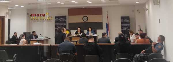 Por novena vez declaran en receso el juicio oral de cinco procesados por secuestro - Radio Imperio
