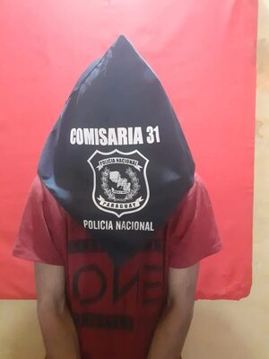 Video: detienen a un presunto ladrón que fue pillado por cámaras de circuito cerrado  - Policiales - ABC Color