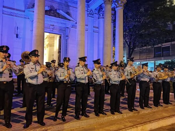 Concierto “Noche de paz, noche de amor” reúne hoy a artistas en el Palacio de López - Música - ABC Color