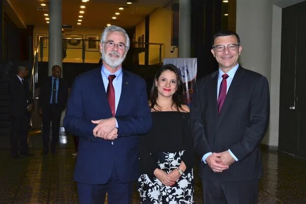 Noche artística y cóctel para celebrar el 120° aniversario de la OPS en Paraguay - Sociales - ABC Color