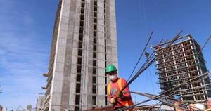 La Nación / El crecimiento de la actividad económica mensual se desacelera