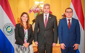FGE: Mario Abdo se reunió con ternados y empieza lobby en el Senado | Radio Regional 660 AM