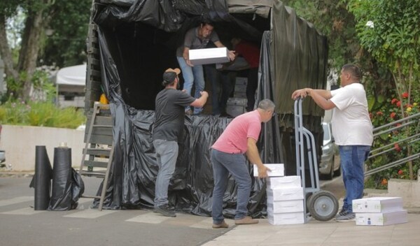 Continúa sin pausa carga de maletines electorales y Máquinas de Votación