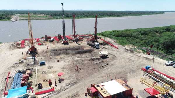 Destacan incorporación de obreros ayoreos en construcción del Puente de la Bioceánica