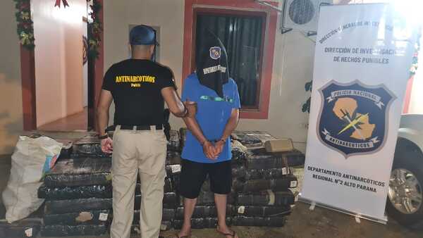 Imputan a sujeto que cayó con más de 1.000 kilos de marihuana - La Clave