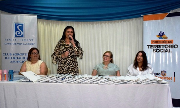 Mujeres se capacitaron en servicios domésticos •