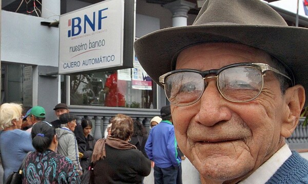 Entregarán tarjetas a nuevos beneficiarios de la tercera edad en Coronel Oviedo - OviedoPress