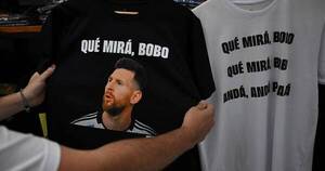 La Nación / “¿Qué mirás, bobo?”, enojo de Messi es furor comercial