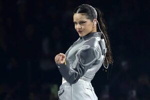 Rosalía es la primera artista de habla hispana en la portada de Rolling Stone - Música - ABC Color