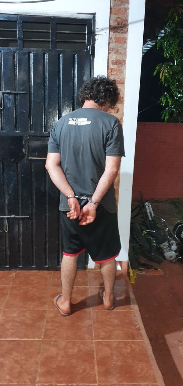 Violento hombre es detenido en Chaipé