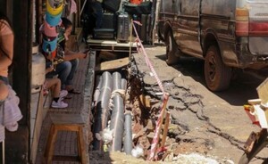 ESSAP Y ANDE destruyeron asfalto recién reparado en centro de CDE