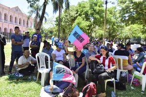 Los “profamilia” amenazan con “voto castigo” porque no se derogó Ley de apoyo de la UE - Nacionales - ABC Color