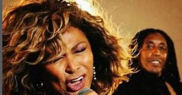 La Nación / Sentido mensaje de Tina Turner tras la muerte de su hijo Ronnie