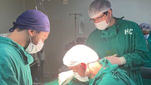 En Clínicas realizan exitoso implante coclear a niña de seis años