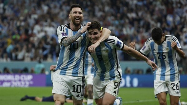 Argentina golea de la mano de un sublime Messi y avanza a la final