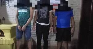La Nación / Detienen a 3 hombres tras intento de asalto
