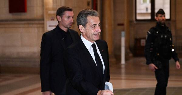 La Nación / Solicitan tres años de cárcel para el ex presidente Sarkozy