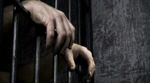 condenan a 24 años de cárcel a hombre que abusó de sus dos hijas menores - Noticiero Paraguay