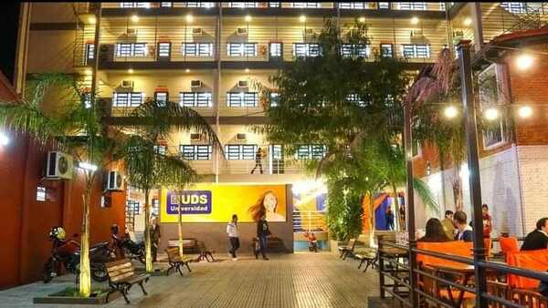 UDS usa resolución dictada durante pandemia para ofrecer cursos a distancia no habilitados - La Clave