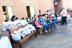 “Regalo de amor”, campaña de la Oficina de la Primera Dama, llegó a Misiones con apoyo de la EBY