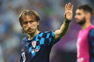 Diario HOY | Modric, aplauso sin final