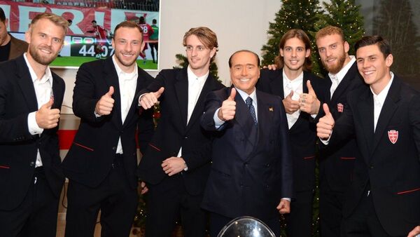 Berlusconi promete un insólito "premio" a sus jugadores