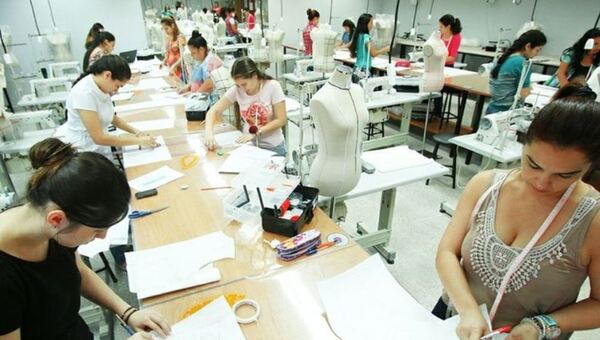 Ministerio de Trabajo habilitó Centro de Servicios Tecnológicos Textil en el local del CEE