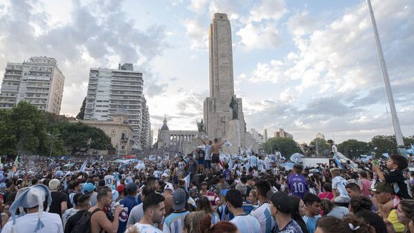 La locura por la final agota los vuelos desde Argentina