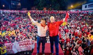 Fuerza Republicana realizó fenomenal cierre de campaña en Cordillera