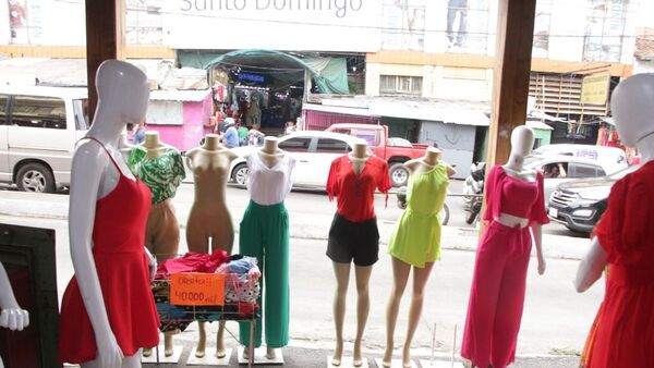 Aguinaldo es la esperanza de los comerciantes del Mercado 4