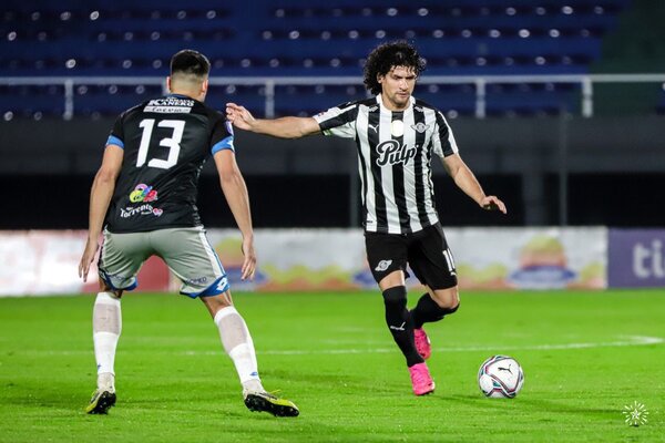 Diario HOY | Libertad cede a Blas Cáceres al Sportivo Ameliano