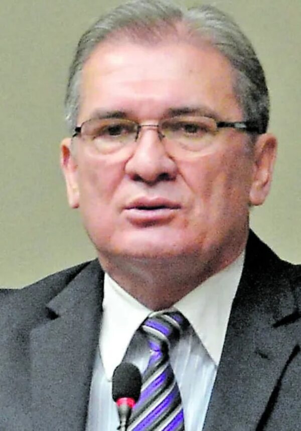 Excluyen a Rolón Fernández del Tribunal de Apelación de Crimen Organizado - Nacionales - ABC Color