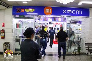 Municipalidad interviene local comercial por estafa a turista y falsificación de patente - Noticde.com