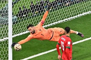 Lloris iguala a Neuer como portero con más partidos en los Mundiales - Fútbol Internacional - ABC Color