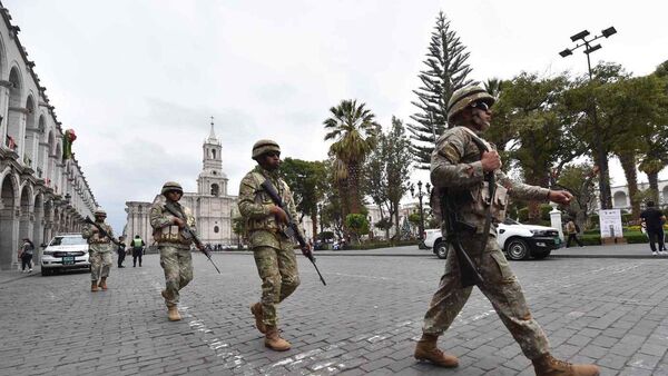 En Perú declaran el estado de emergencia en todo el país por 30 días