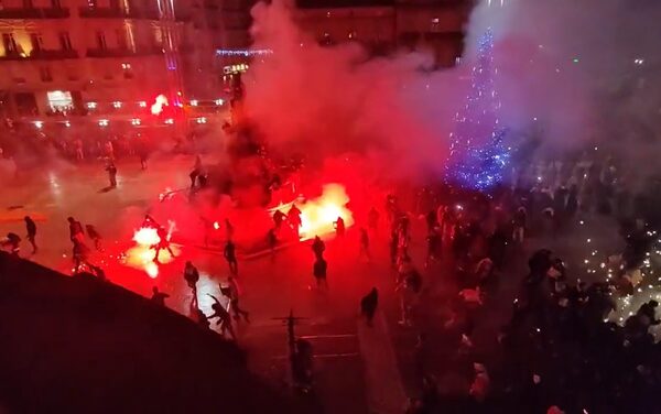 Hinchas franceses y marroquíes protagonizaron disturbios tras la semifinal del Mundial - Megacadena — Últimas Noticias de Paraguay