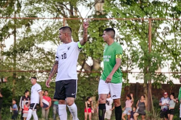 Olimpia: Derlis, feliz en el Bosque - Fútbol - ABC Color