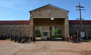 Guardiacárcel es detenido con drogas en penal de Concepción - Noticiero Paraguay