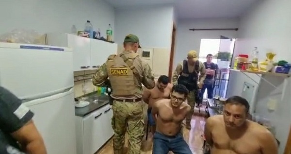 Capturan a peligroso líder de facción criminal brasileña en Salto del Guairá.