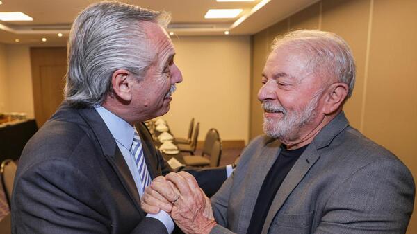 Lula visitará la Argentina el 24 de enero, en su primer viaje al exterior como presidente - .::Agencia IP::.