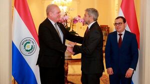 Para analista, Mario Abdo "negoció" su decisión para FGE