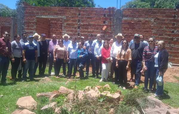 Itaipú se compromete culminar las obras de la USF de San José de los Arroyos en 10 meses - Noticiero Paraguay