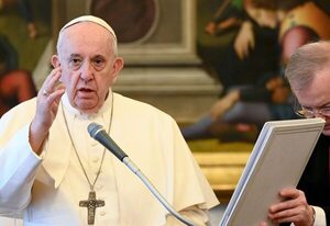 Diario HOY | Vaticano confirma disculpas a Moscú tras palabras del papa