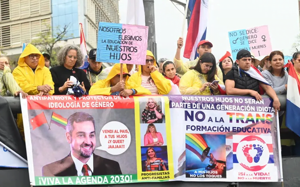 MEC no derogará resolución que prohíbe uso y difusión de materiales con “ideología de género” - Noticiero Paraguay
