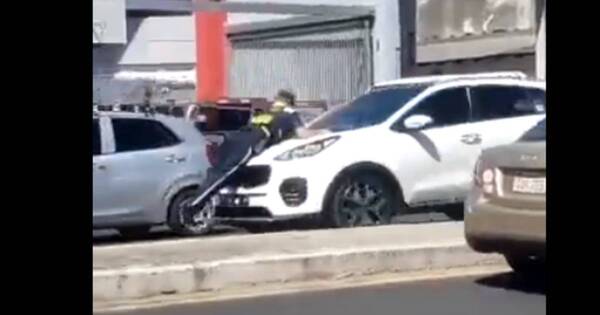 La Nación / Conductor que se llevó por delante a PMT fue detenido