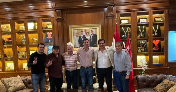 La Nación / Con nota de renuncia falsa buscan confundir sobre precandidatura del intendente de Obligado