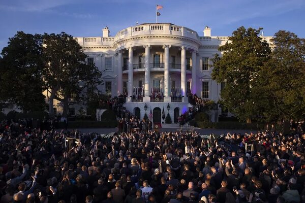 La Casa Blanca alerta de una posible ola de covid-19 por Navidad - Mundo - ABC Color