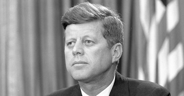 La Nación / EEUU libera el 97% de documentos sobre asesinato de JFK